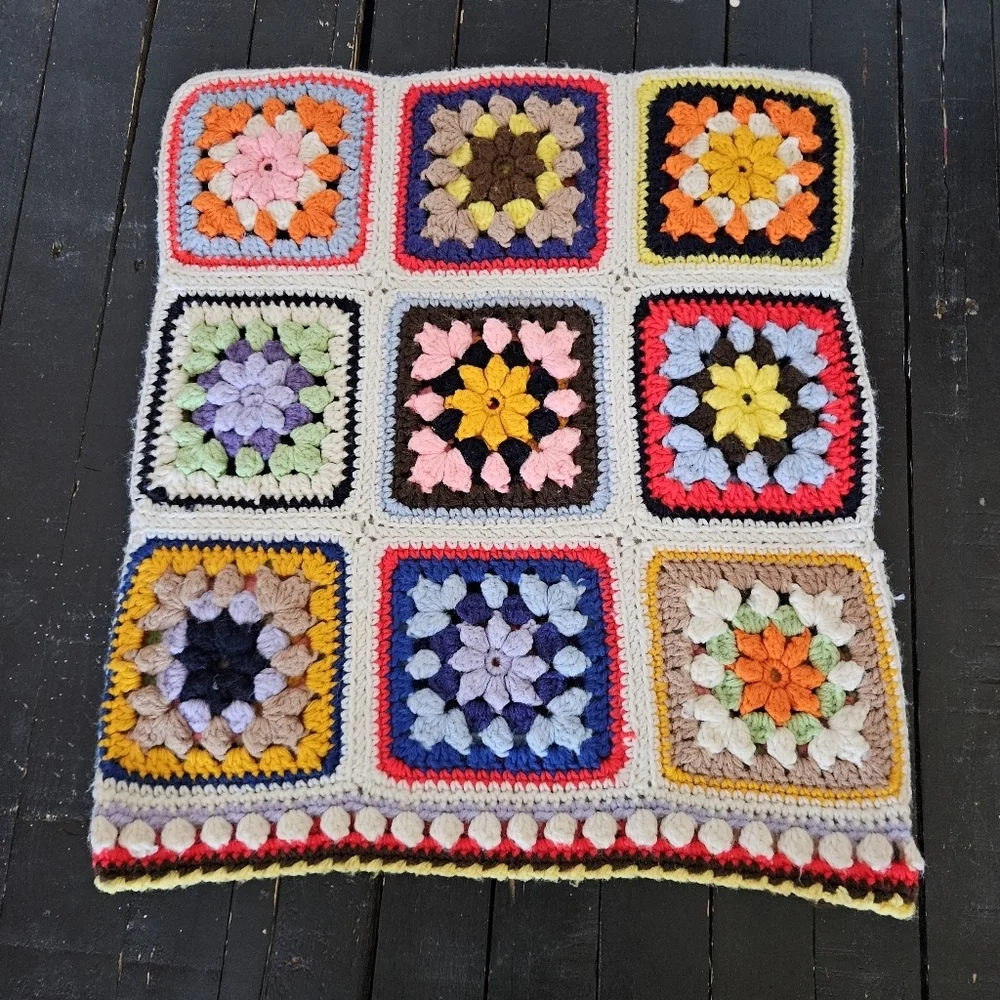 Colorful Vintage Crochet Granny Square Pillow Case Cover Bubble Handmade Knit
